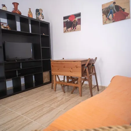 アパート Apartamento Con Patio En El Centro Del Pueblo *