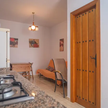 Apartamento Con Patio En El Centro Del Pueblo